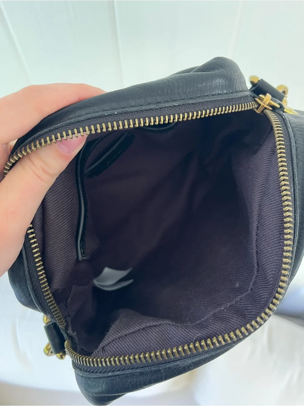 Madewell Transport Camera Bag | Puff Edition in Black - Picture 6 of 6